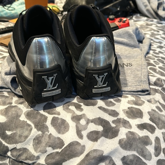 Louis Vuitton Millenium Sneakers - Picture 2 of 4